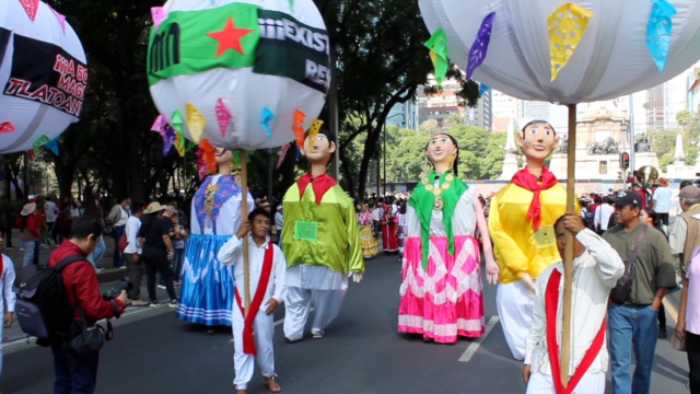 Megacalenda por el dia de los pueblos indígenas