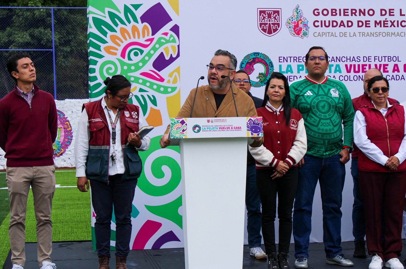 Inauguración cancha Deportivo Contreras 5.jpg