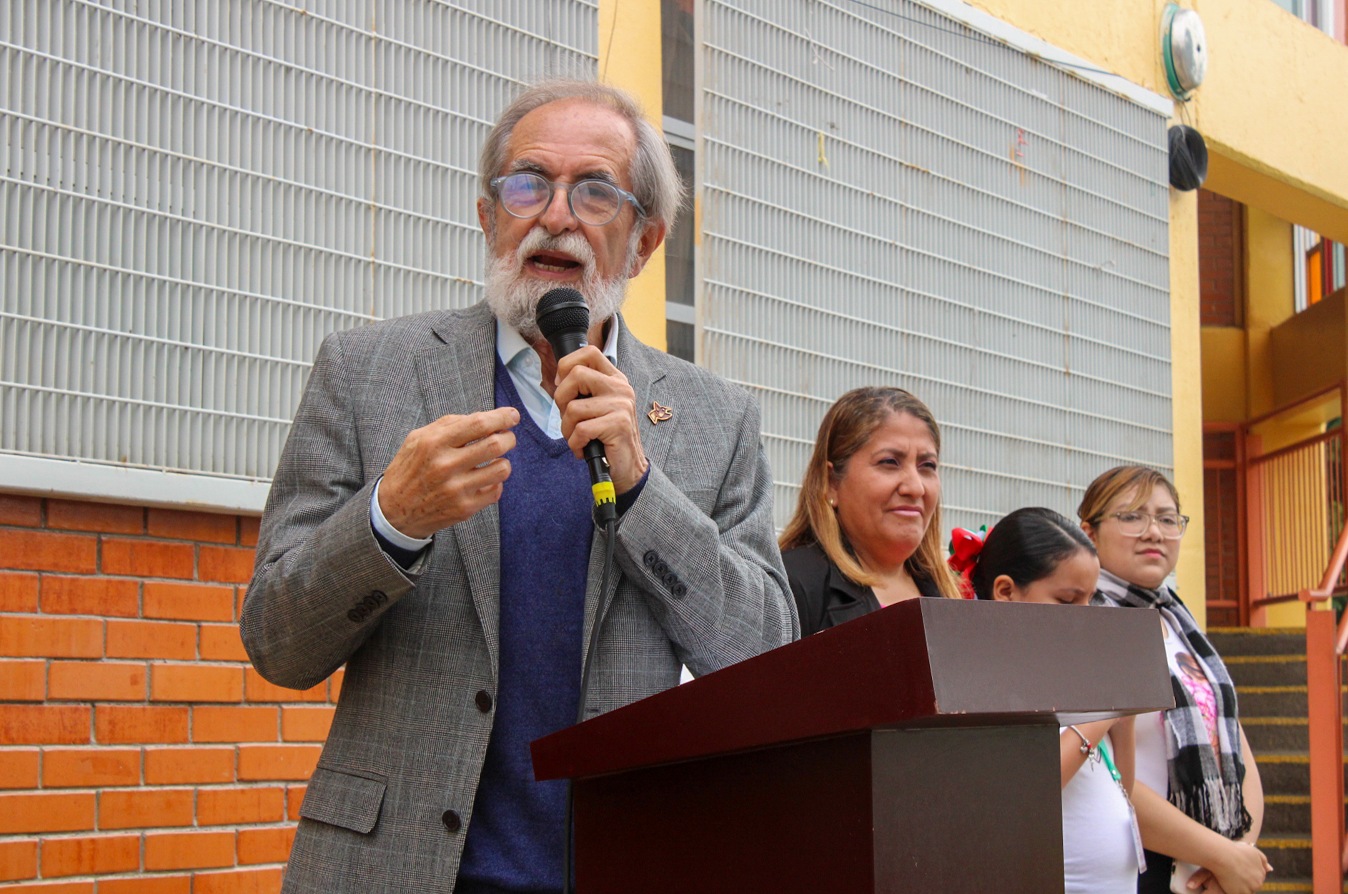 Aula Mixtli (inauguración Iztapalapa) 1.jpg