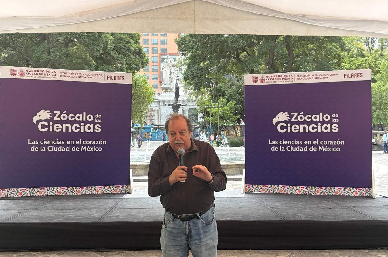 Zócalo de las Ciencias (septiembre) 1.jpg